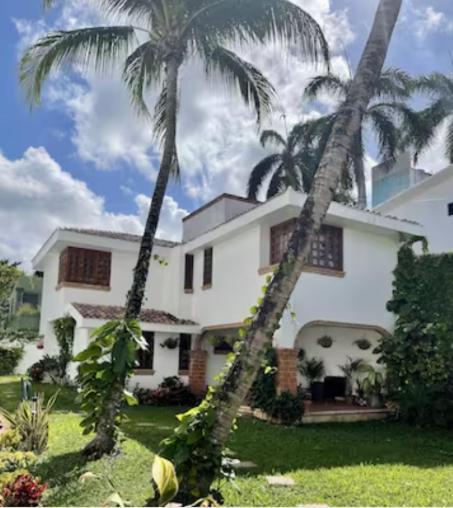 Beautiful Jungle House On A Strategic Location Cancun Exterior photo